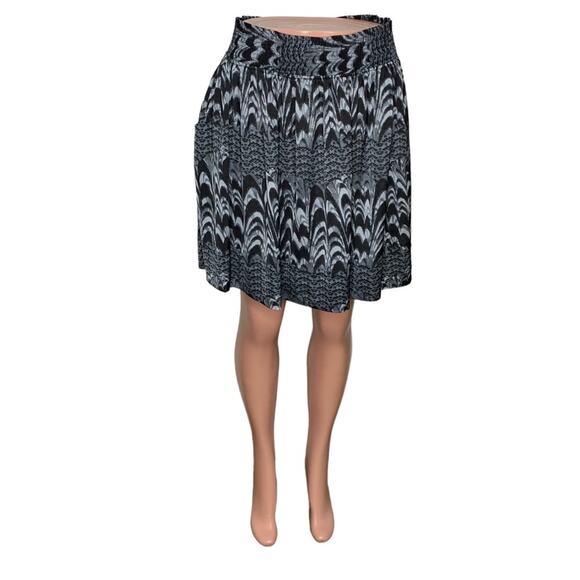 Banana Republic Skirt Elastic Waistband Side Pockets Black/Gray Size L - Picture 1 of 12